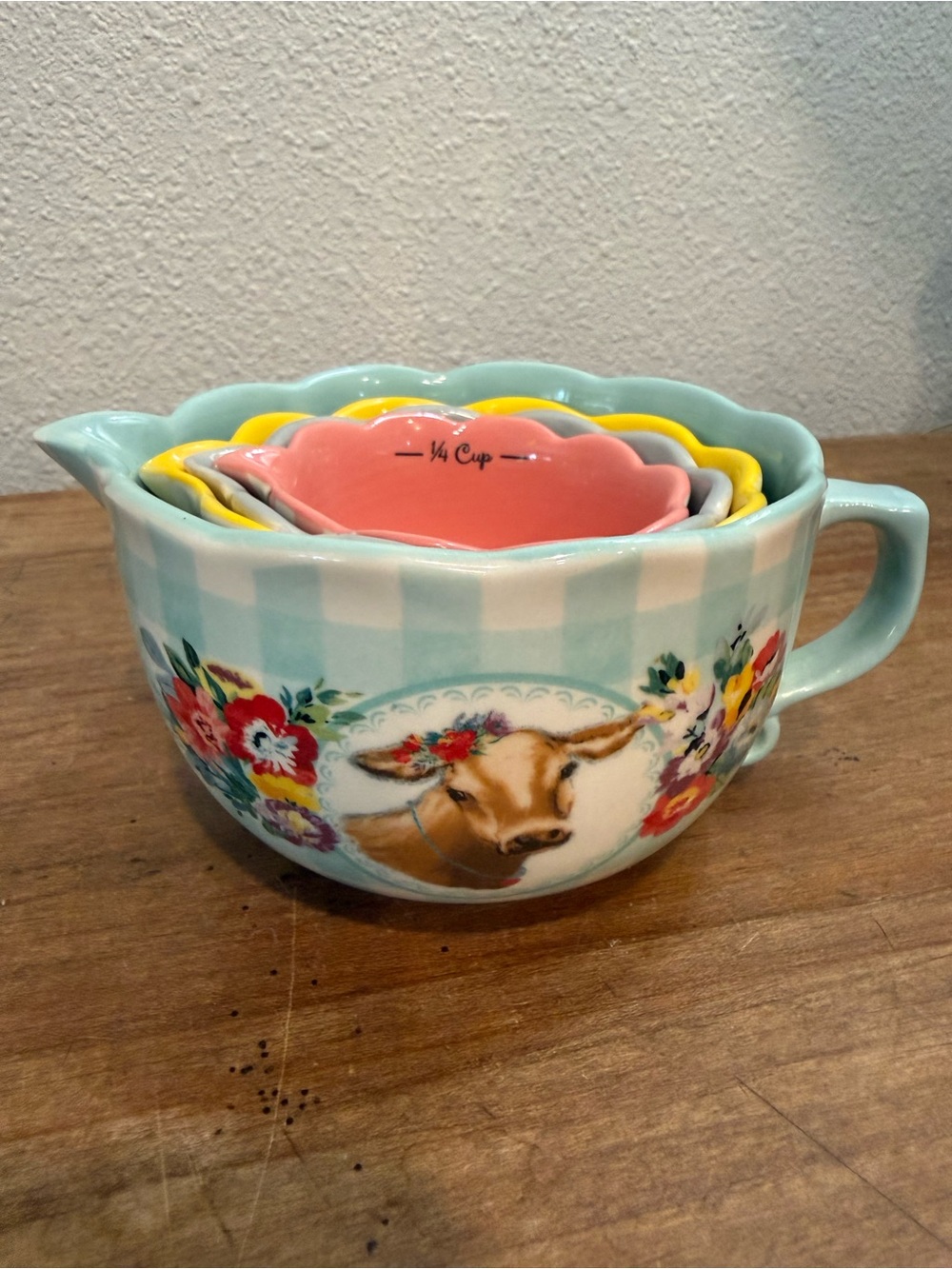 Pioneer Woman Farm Animal Stoneware Measuring Cups Set of 4 NWOT Floral Gingham